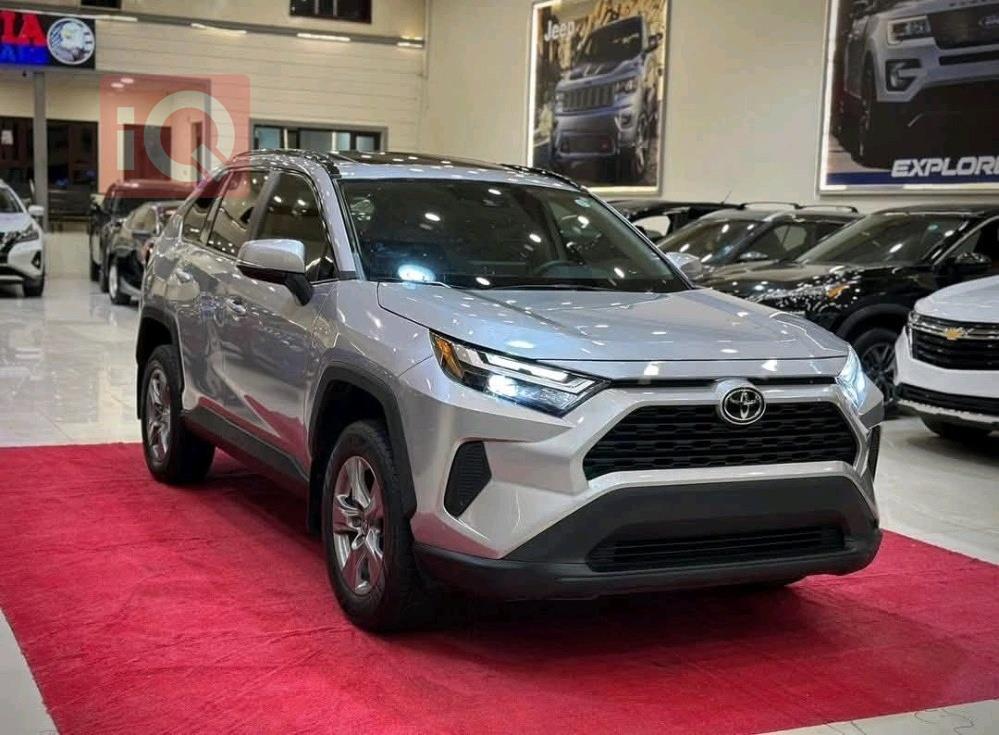 تۆیۆتا ڕاڤ 4